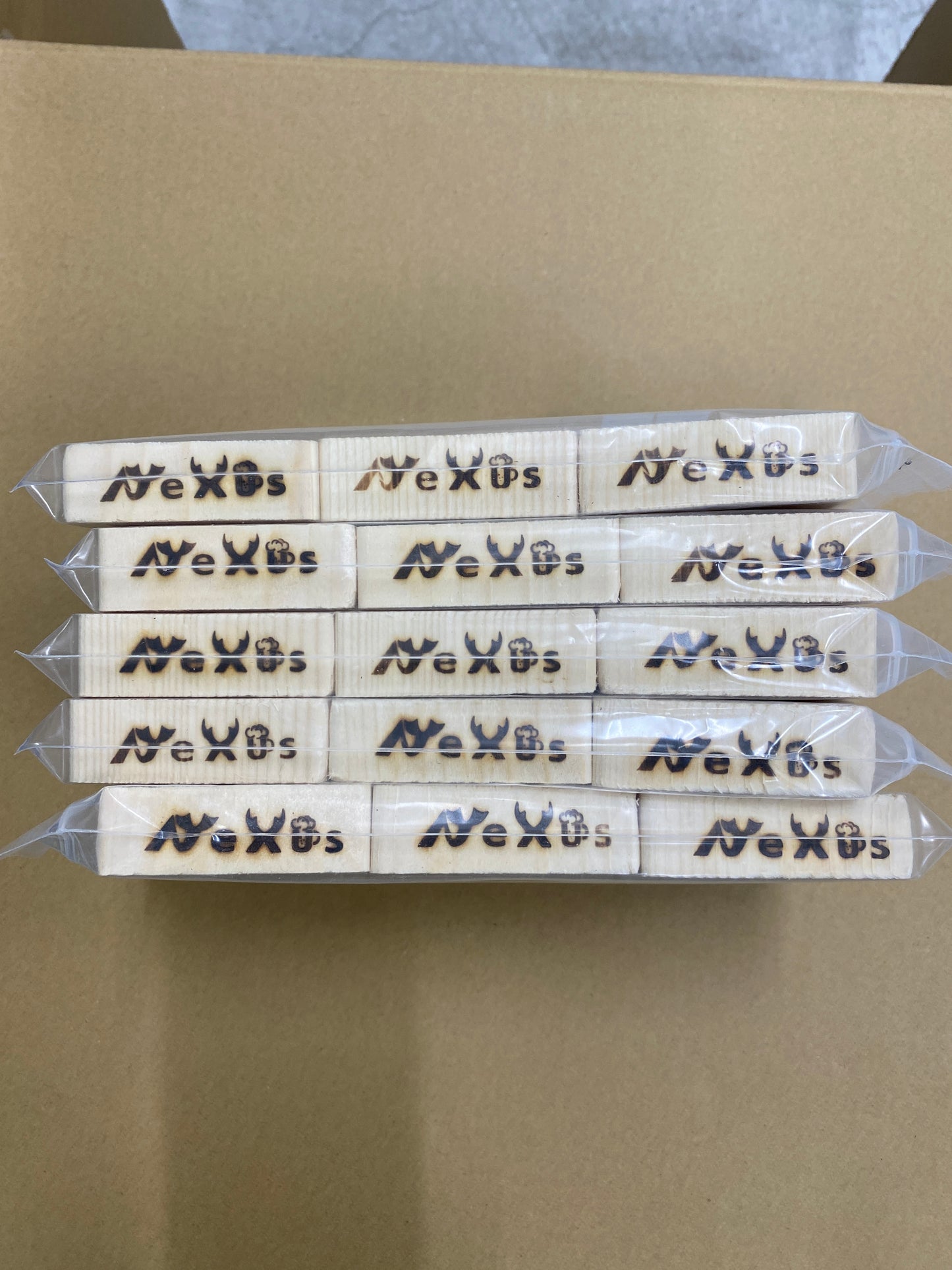 転倒防止材18本入り(Nexusロゴ入り)